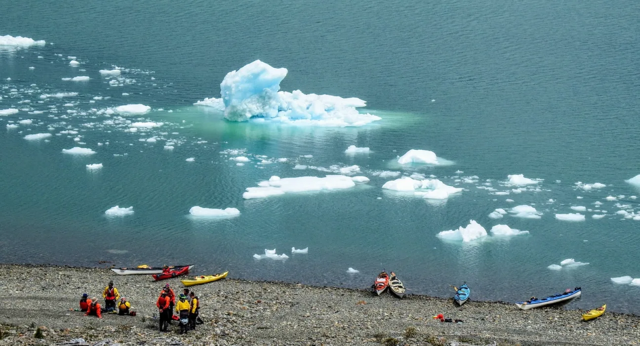 Onde fica o maior iceberg do mundo?